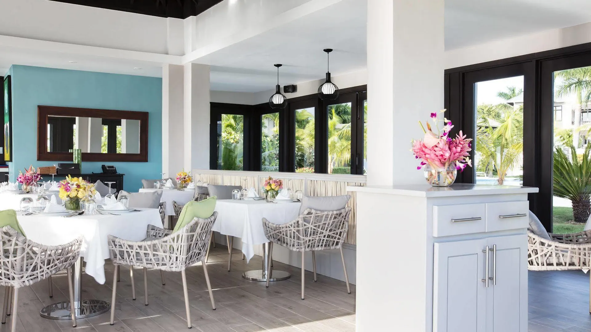 ****  The Cliff Hotel Negril Jamaica