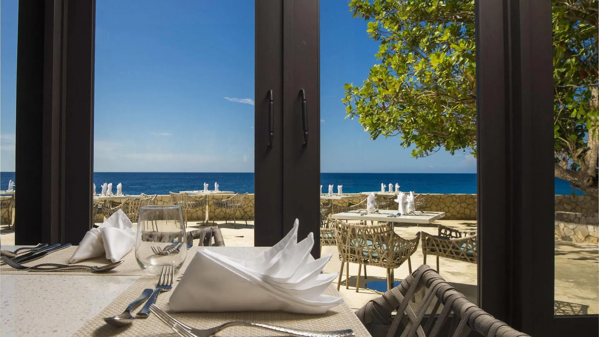 The Cliff Hotel Negril